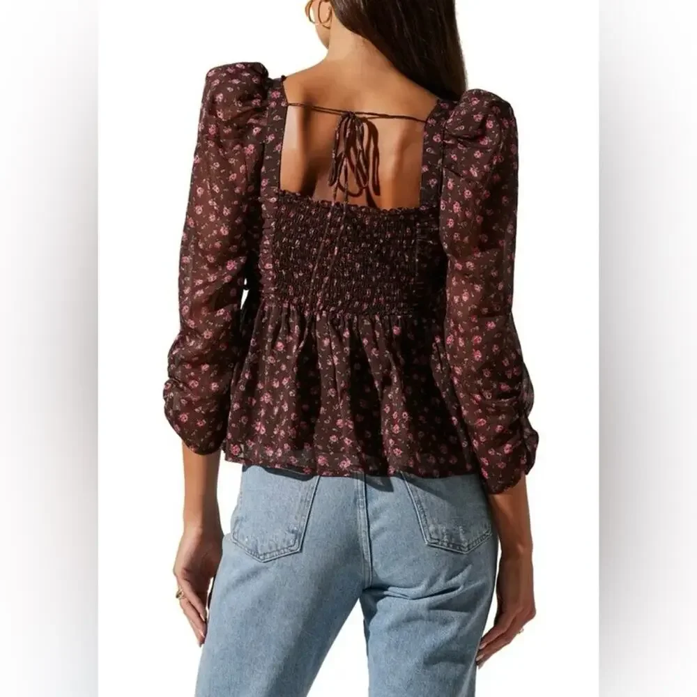 NWT New ASTR The Label Floral Print Smocked Babydoll Top Size L - Picture 2 of 12
